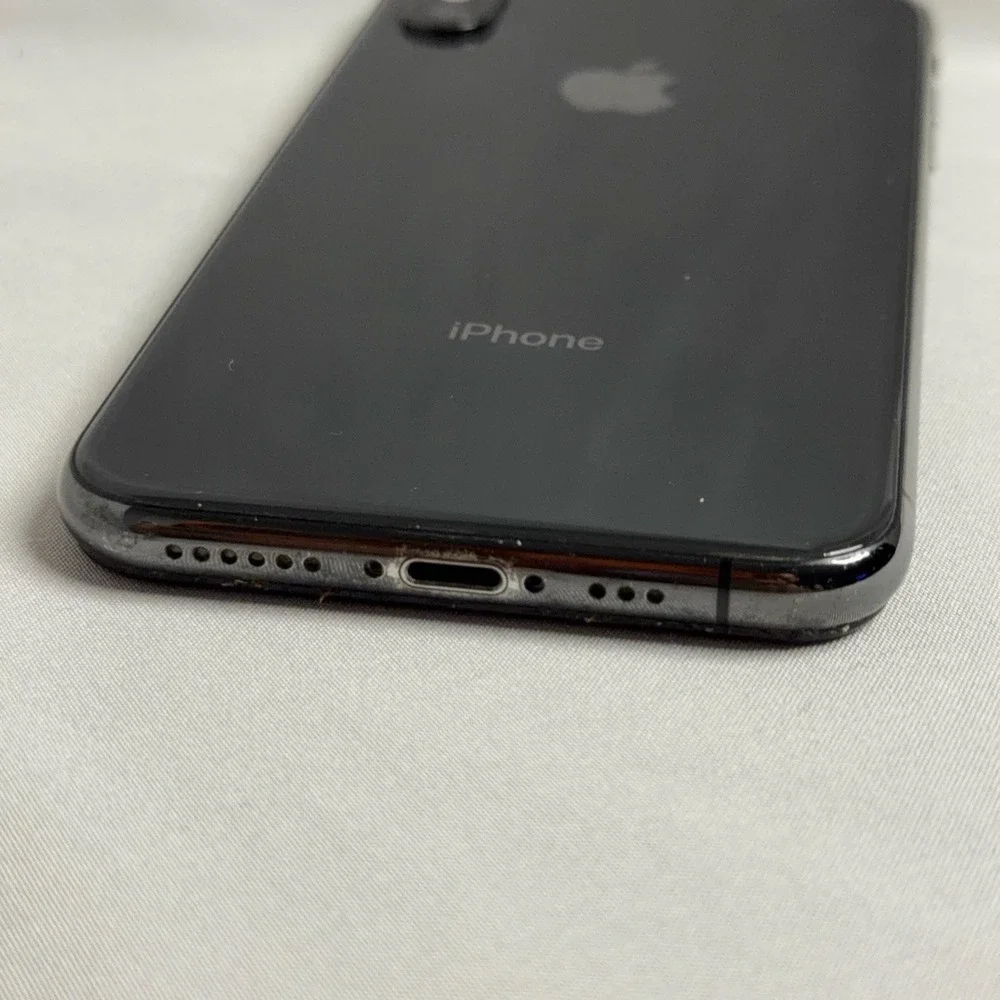 Apple iPhone XS Space Gray 256GB Factory Unlocked 73% Health - Good Condition - Picture 8 of 13